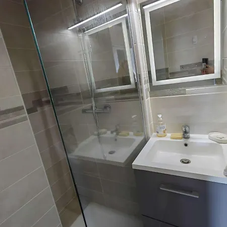 Apartament Cosy Pour 4 Pers, Avec Piscine - Fr-1-607-172 Agde